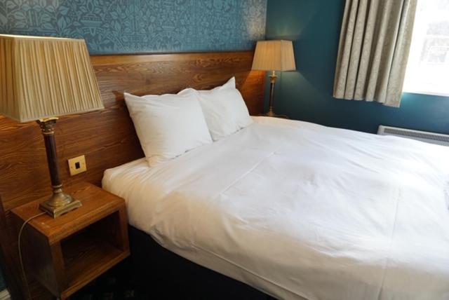 The Swan Hotel Leighton Buzzard Bagian luar foto
