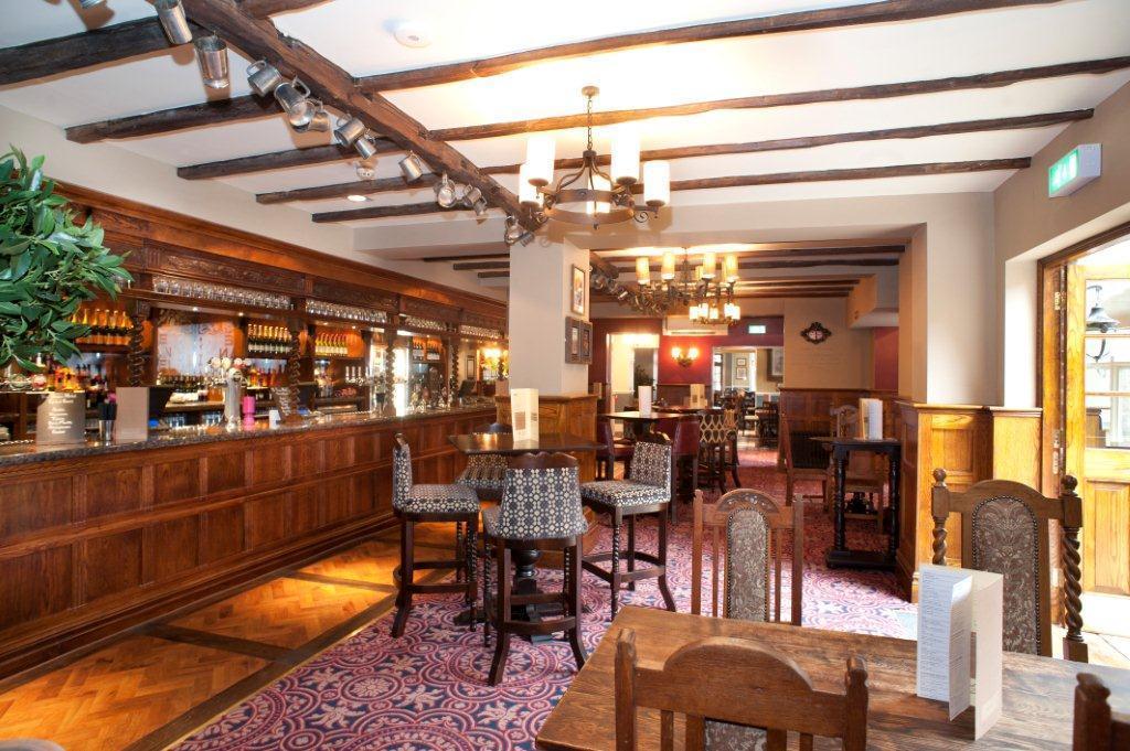 The Swan Hotel Wetherspoon Leighton Buzzard Bagian luar foto